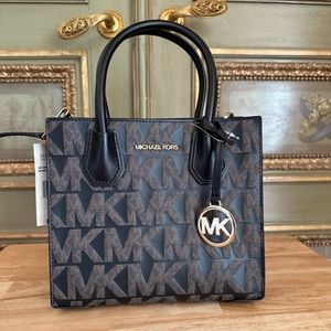 Michael Kors Graphic MK small Mercer satchel crossbody Handbag NWT Authentic